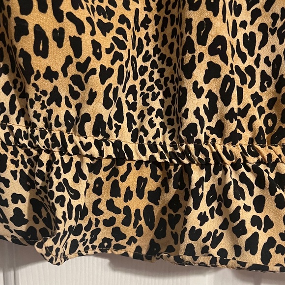 Leopard Print Ruffle  Top - Picture 3 of 5
